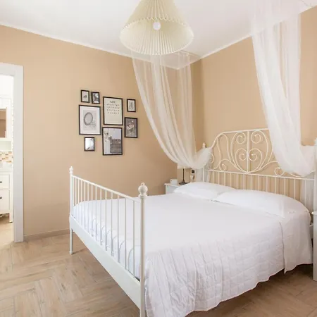 Villa Santoro Al Paradiso Verde, Intera Con Piscina *