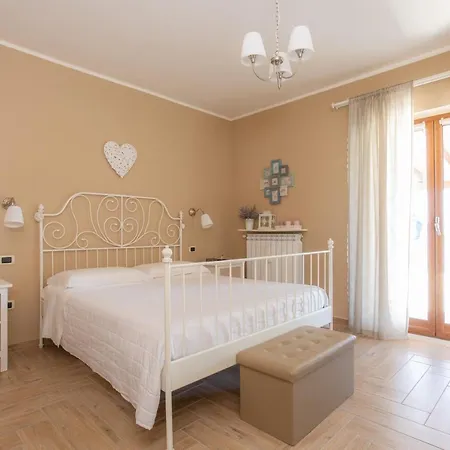 Santoro Al Paradiso Verde, Intera Con Piscina Villa