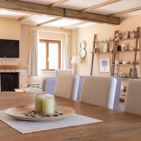 Villa Santoro Al Paradiso Verde, Intera Con Piscina