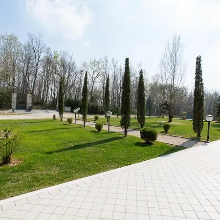 Villa Santoro Al Paradiso Verde, Intera Con Piscina *