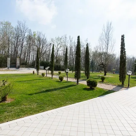 Villa Santoro Al Paradiso Verde, Intera Con Piscina *