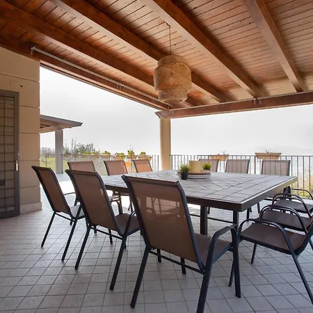 Santoro Al Paradiso Verde, Intera Con Piscina Villa Caiazzo