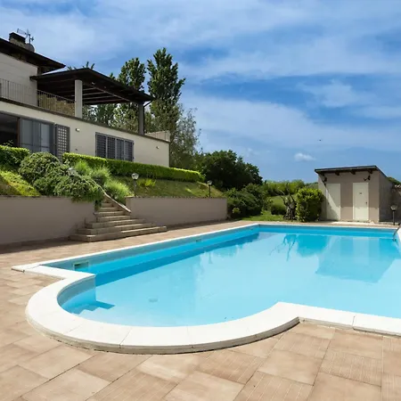 Villa Santoro Al Paradiso Verde, Intera Con Piscina