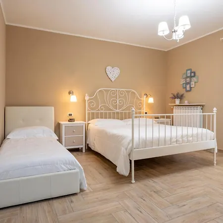 Villa Santoro Al Paradiso Verde, Intera Con Piscina Caiazzo