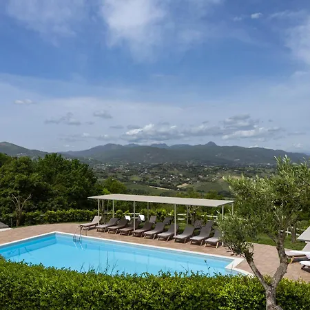 Villa Santoro Al Paradiso Verde, Intera Con Piscina *