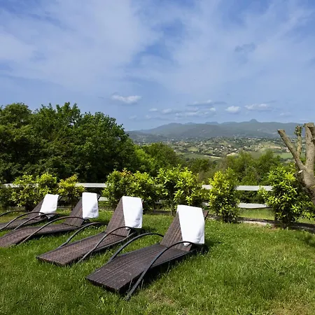 Santoro Al Paradiso Verde, Intera Con Piscina * Caiazzo