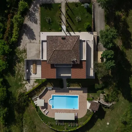 Santoro Al Paradiso Verde, Intera Con Piscina Villa *